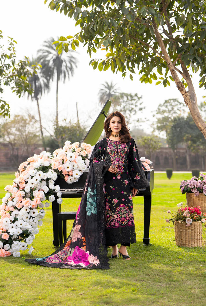 BLACK FLORAL