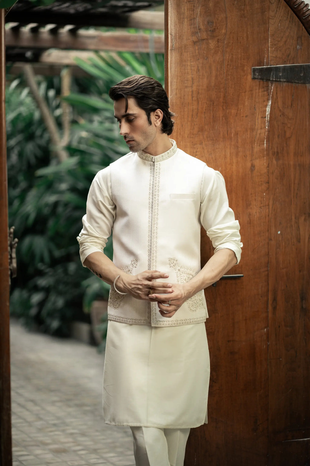 Off-White Embroidered Waistcoat W-2960
